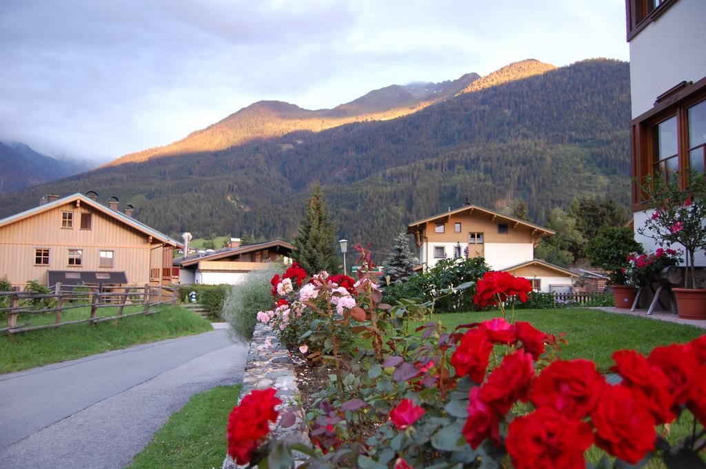 Gaestehaus Brugger Neukirchen am Großvenediger エクステリア 写真